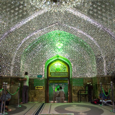 Eingang zum heiligen Schrein (Moschee in Teheran)