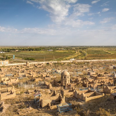 Friedhof auf dem Weg zum Aralsee