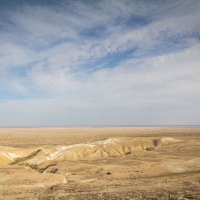 Blick vom Ustyurt-Plateau auf den ausgetrockneten Aralsee