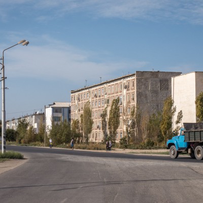 Am Bahnhof von Nukus