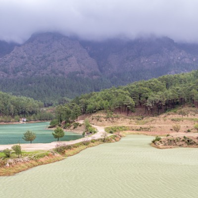 Stausee auf dem Weg von Antalya nach Kappadokien