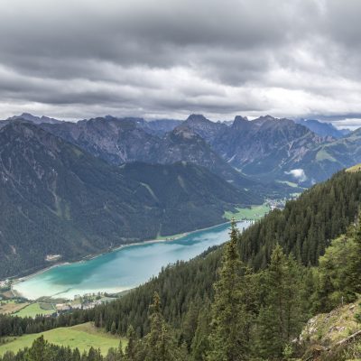 Blick von der Erfurter Hütte zum Achensee