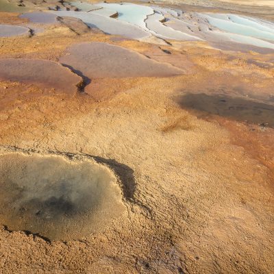 Badab-e Surt Sinterterrassen