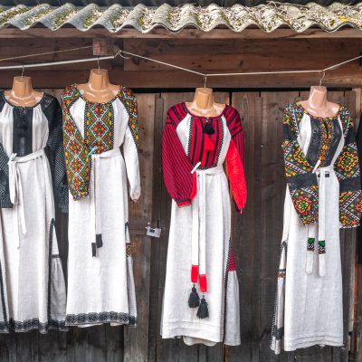 Traditionelle Kleidung der Huzulen