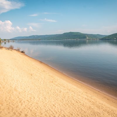 Sandstrand beim Campingplatz Lada an der Wolga