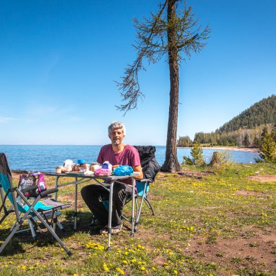 Frühstück am Baikalsee