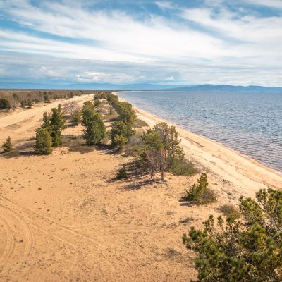 Sandstrand entlang der Barguzin-Bucht