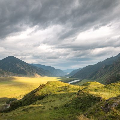 Tal bei Kujuc