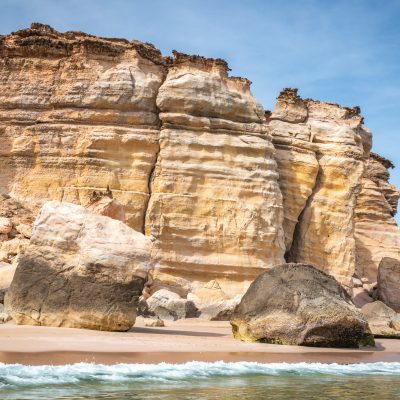 Felsformation am Schildkröten-Strand im Naturreservat Ras Al Hadd