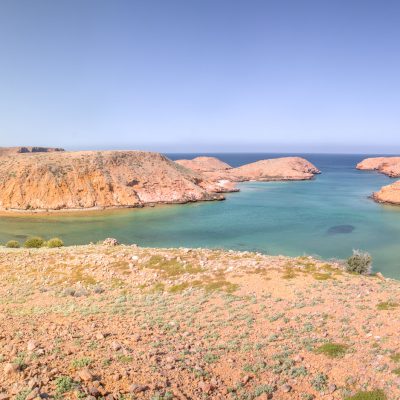 Traumhafte Buchten im Naturreservat Al Khayran