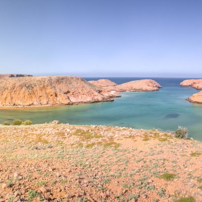 Traumhafte Buchten im Naturreservat Al Khayran
